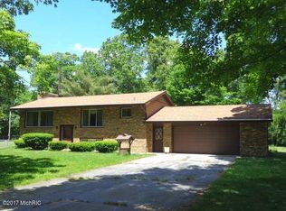 407 Harger Ave, Niles, MI 49120