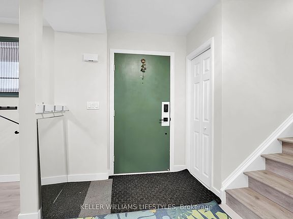 3rd image of 43 Finsbury Cres