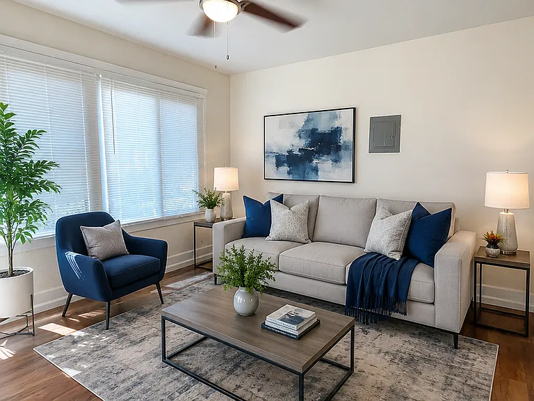 910 Pine Ave #924 — Photo 1