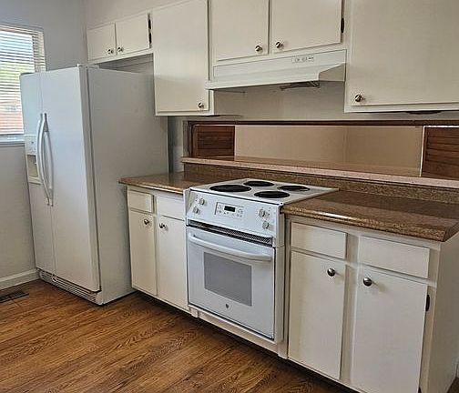 2nd image of 715 James Ct