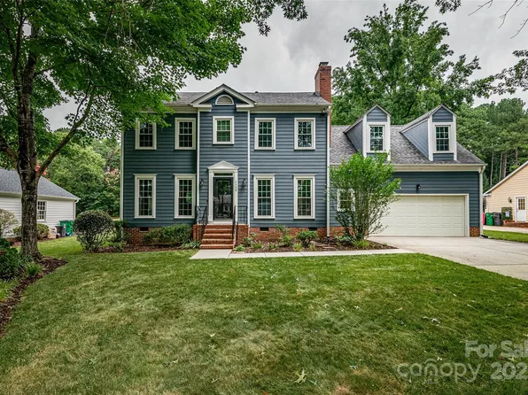 4308 Saxonbury Way, Charlotte, NC 28269