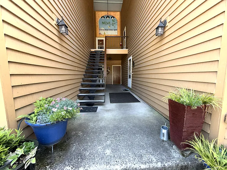 1732 SE Insley St #1732 — Photo 31
