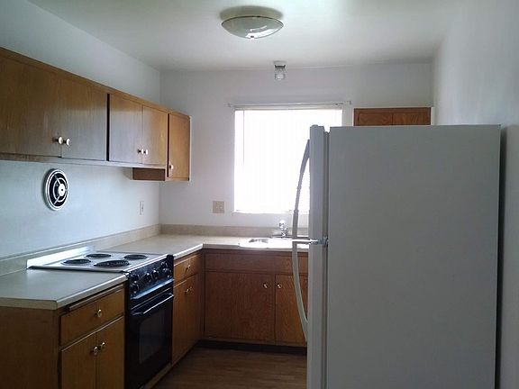 4th image of 5009 Gately Ave