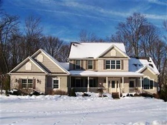 2nd image of 4067 Williamsburg Ct