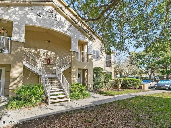 27 ARBOR CLUB Drive #209, Ponte Vedra Beach, FL 32082