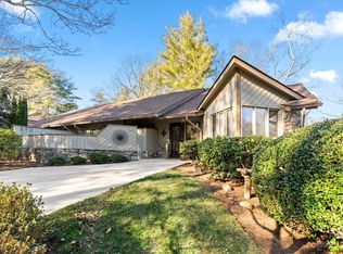 302 Timber Dr, Asheville, NC 28804