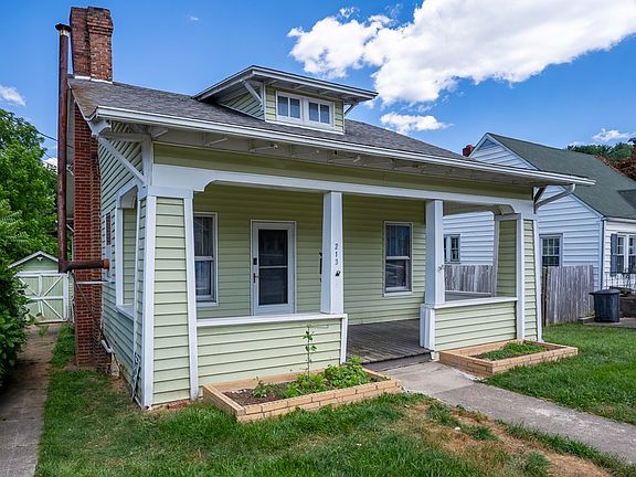 2nd image of 213 Parkwood Dr