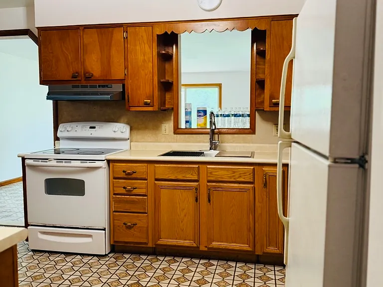 19 Pleasantview Ave #PENTHOUSE — Photo 7