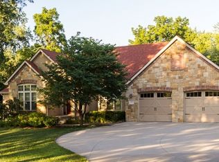 8630 NW Rochester Rd, Topeka, KS 66617