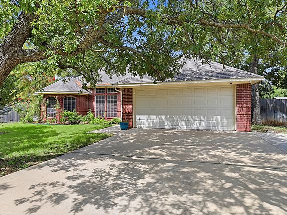 2nd image of 2125 Millwood Dr