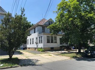 38 S 5th Ave, Highland Park, NJ