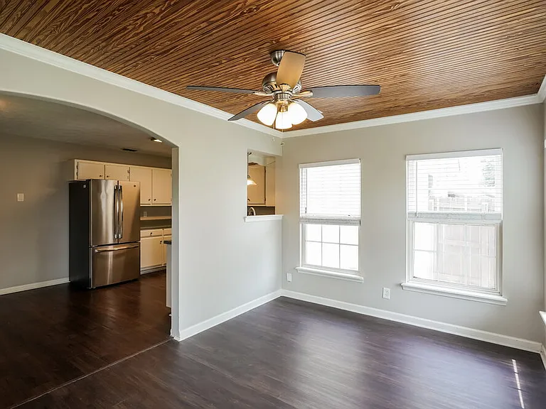 1231 Azure Way — Photo 7