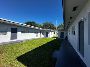 125 SW 5th Ct #1-3, Dania, FL 33004