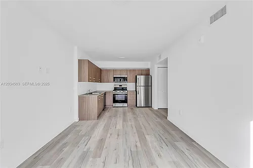 175 NW 160th St #116 Photo 1