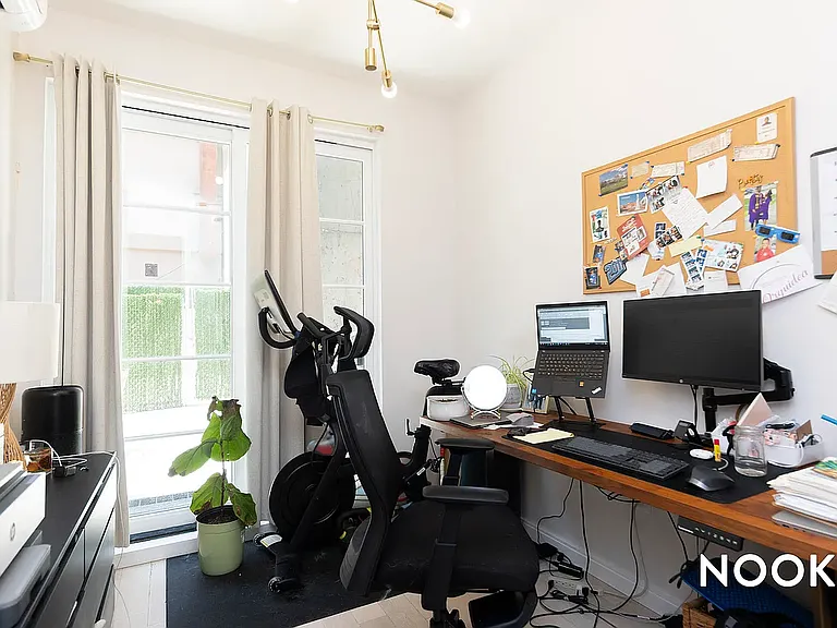 978 Kent Ave #1E — Photo 28