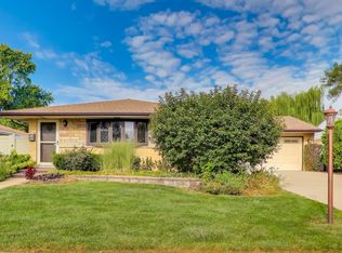 656 Jon Ln, Des Plaines, IL 60016