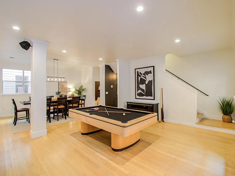 3010 Chenevert St — Photo 7