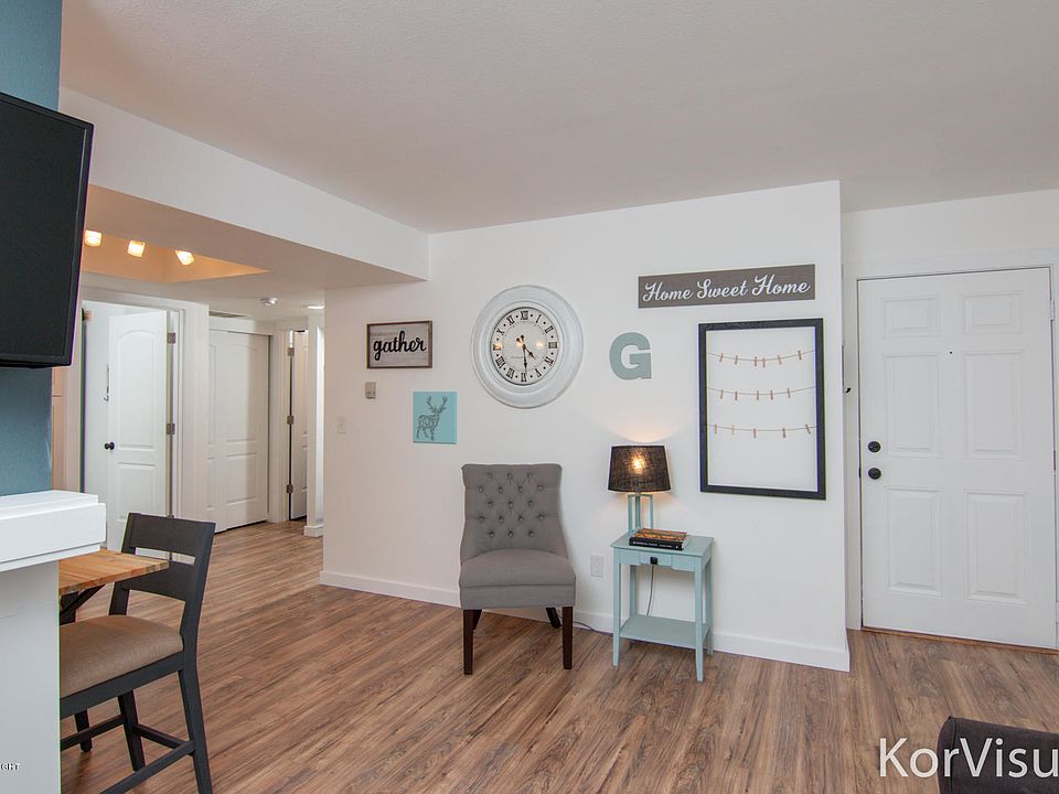 mum.wnw8 Vans MoMA x Classic Slip-On 'Faith Ringgold's Seven Passages