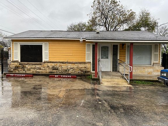 2nd image of 100 Dinn Dr Unit 1