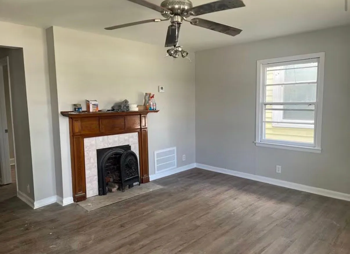 222 Telfair Street - 1 — Photo 2