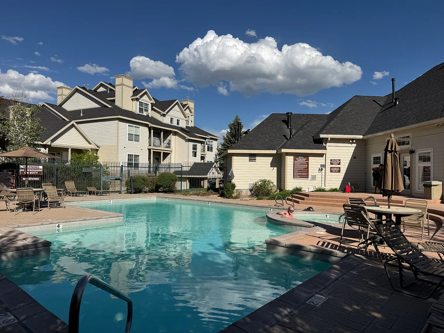 3 bed, 1229 sqft, $3,200 — Photo 3