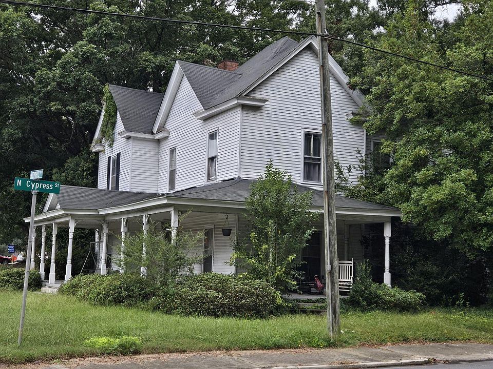 2nd image of 3421 Wendell Blvd