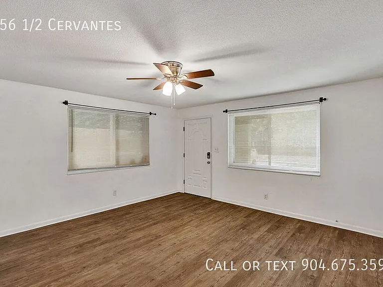 256 1/2 Cervantes Ave — Photo 6