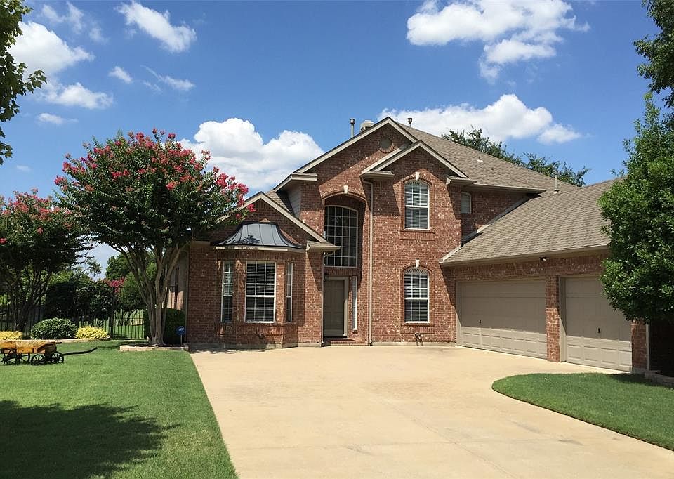 1st image of 2729 Royal Troon Dr