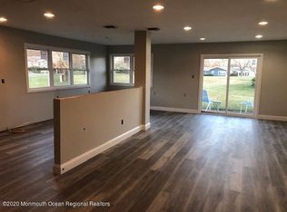 22 Darley Cir, Brick, NJ 08724