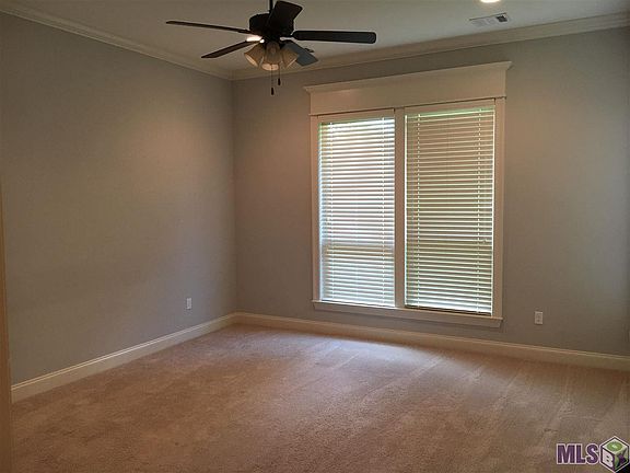 5th image of 16403 Parker Place Dr