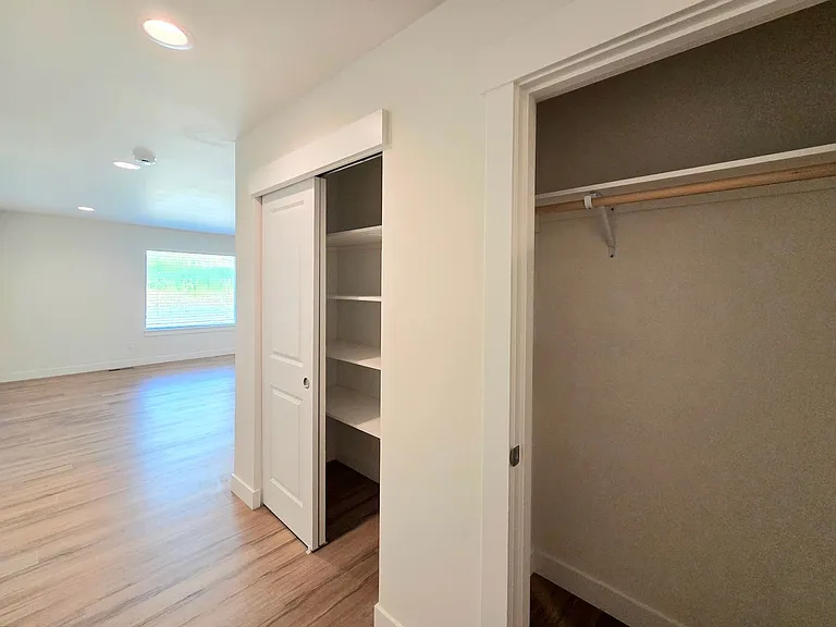 319 S Nevada Ave — Photo 11