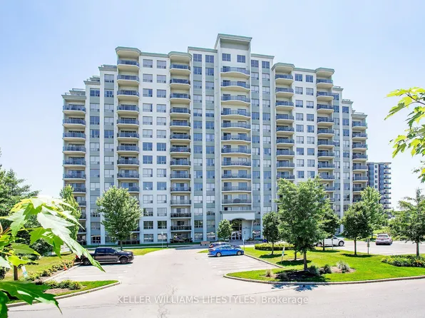 1030 Coronation Dr #307, London, ON N6G 0G5