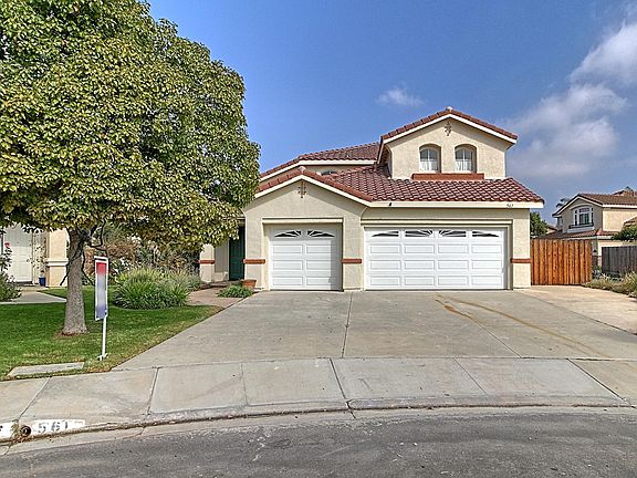 2nd image of 561 Avenida Gaviota