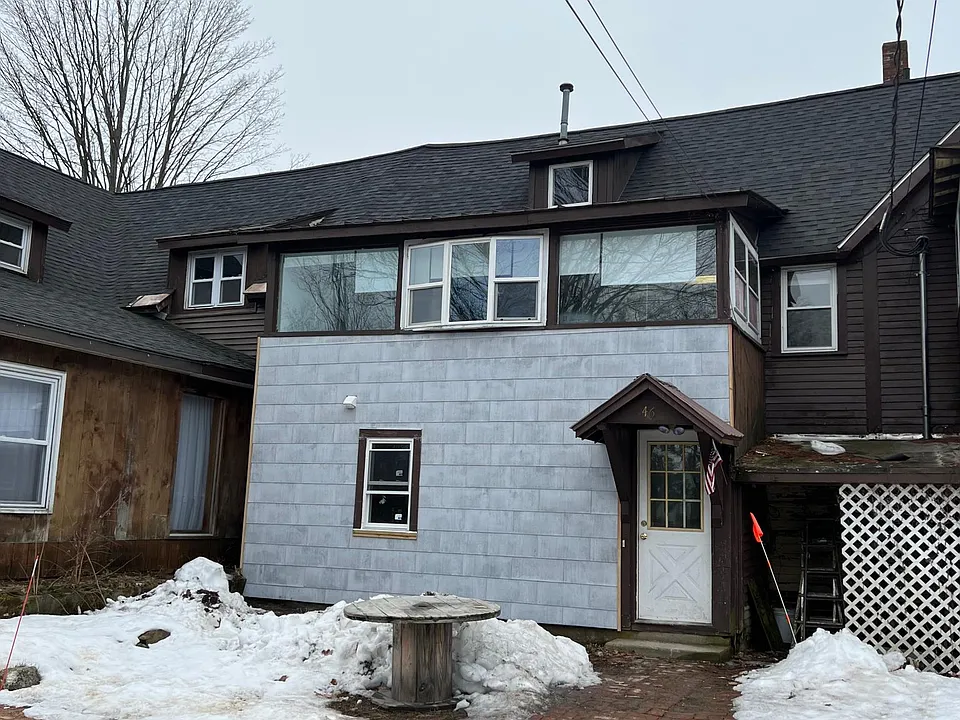 46 Dunklee St #1