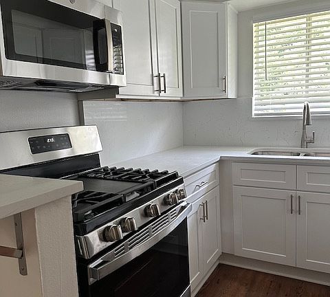 Kitchen Gas Stove with Microwave