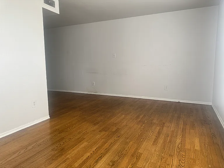 3805 Itaska St #4 — Photo 2