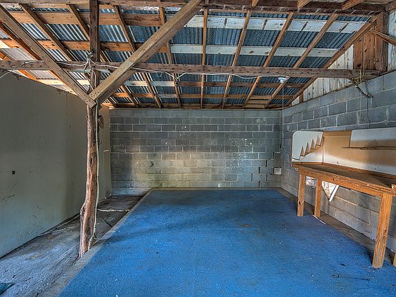 5th image of 814 Harriman Pl