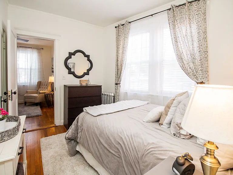 191 Kent St #1 — Photo 15