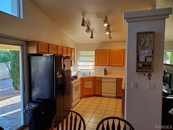 2nd image of 3064 N Cherri Circle