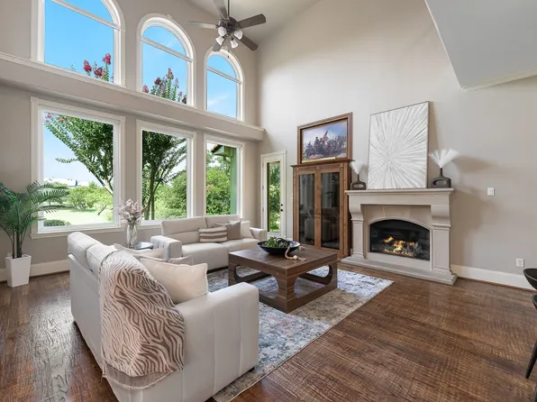 1802 Driskill Dr, Irving, TX 75038