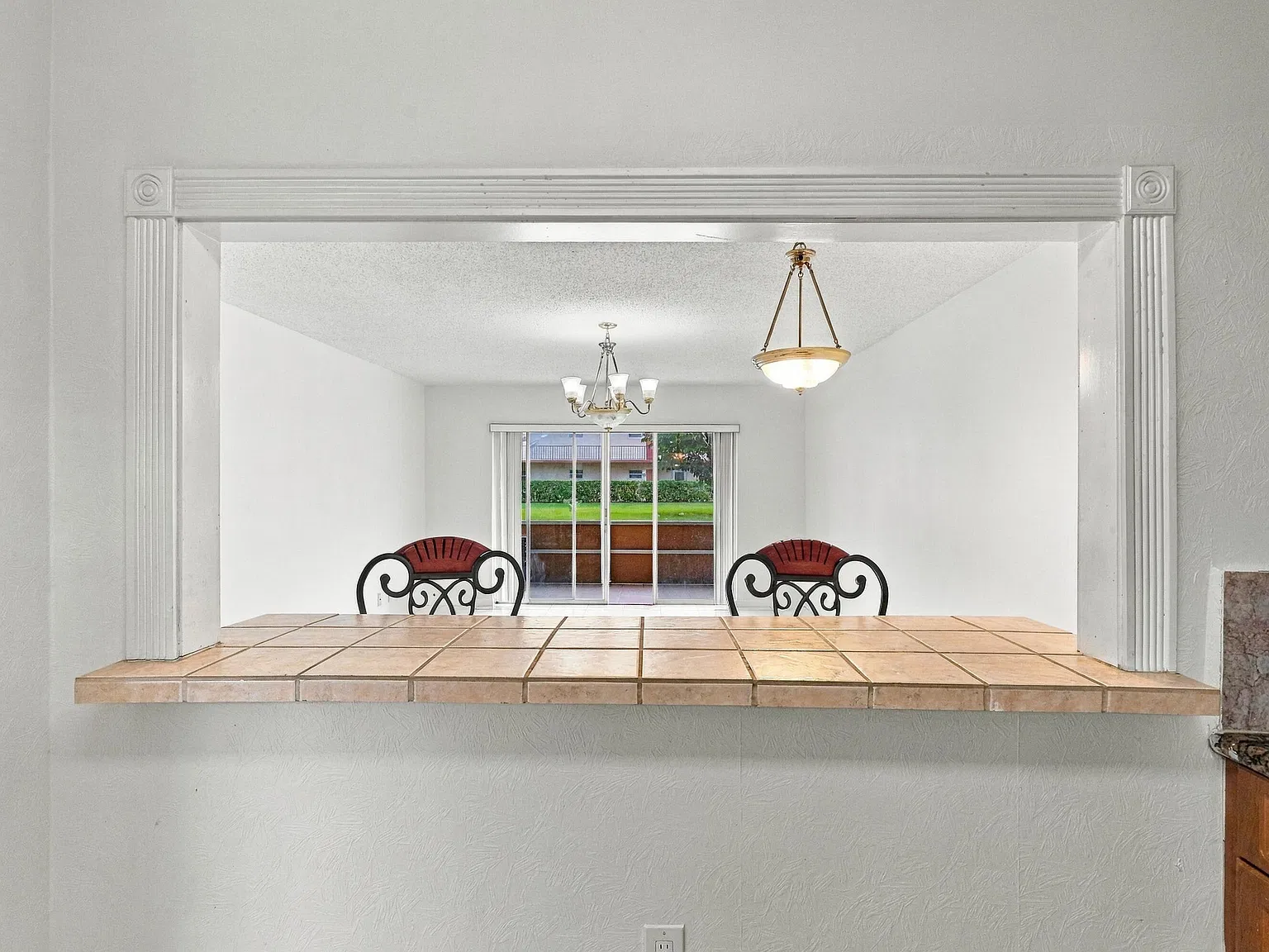 1 bed, 1.0 bath, 696 sqft, $1,550 — Photo 4