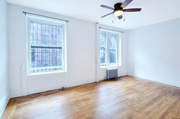 Sold by Douglas Elliman | media 21