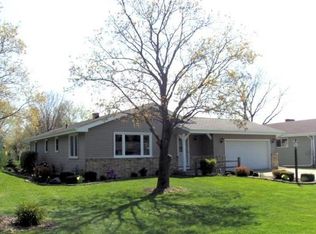 1151 Cardinal Ln, Union Grove, WI 53182