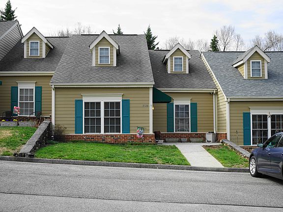 3rd image of 3725 Evan Ln