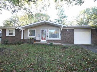 1812 Stanford Pl, Edwardsville, IL