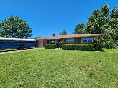 1401 W Callahan Dr, Rogers, AR, 72758