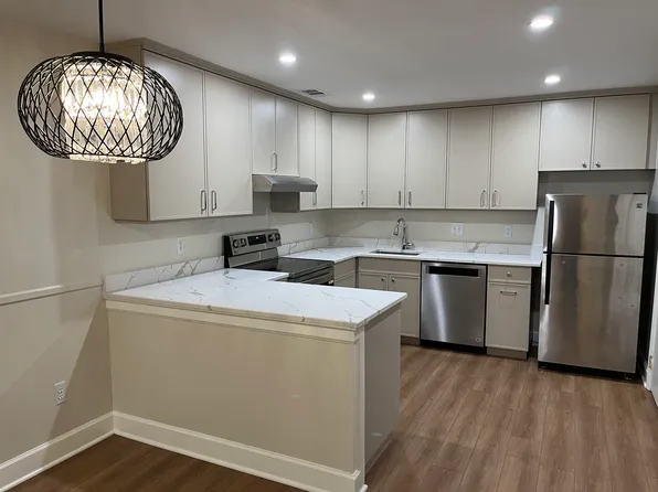 10702 Kings Riding Way, Rockville, MD