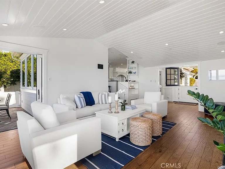 50 N La Senda Dr — Photo 16
