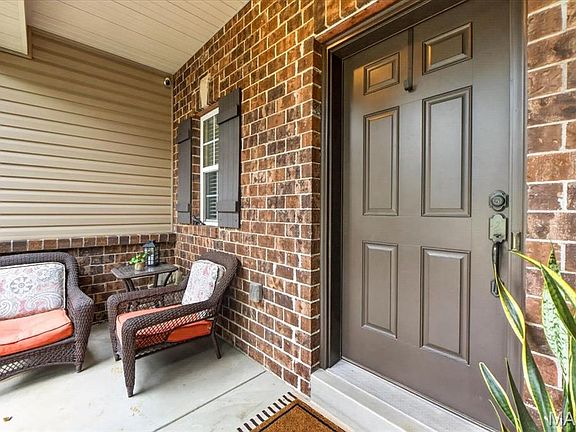3rd image of 1302 Spring Lilly Dr