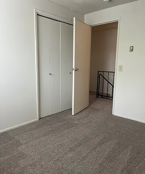 97 NW Adams Pl — Photo 10